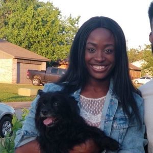 Meet your Posher, Laura